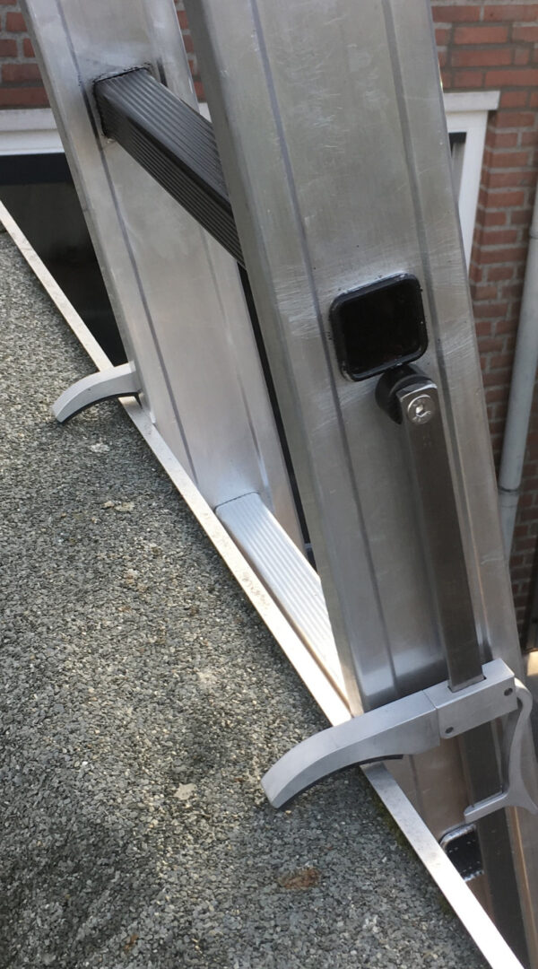 Enkele ladder incl. Top Safe - Afbeelding 4